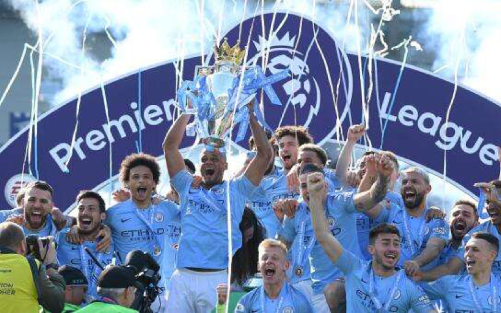 繼上賽季屢 繼上賽季屢